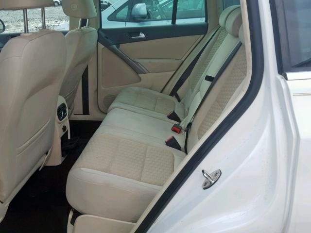 WVGBV75N99W527208 - 2009 VOLKSWAGEN TIGUAN SE WHITE photo 6