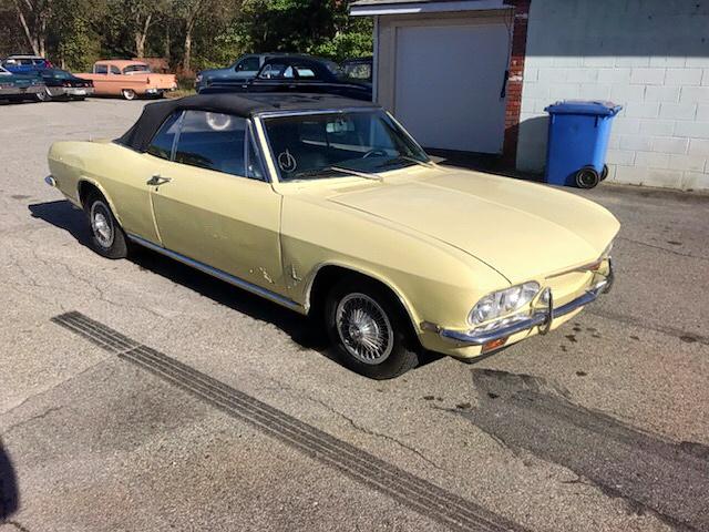 105678W104446 - 1968 CHEVROLET CORVAIR YELLOW photo 1