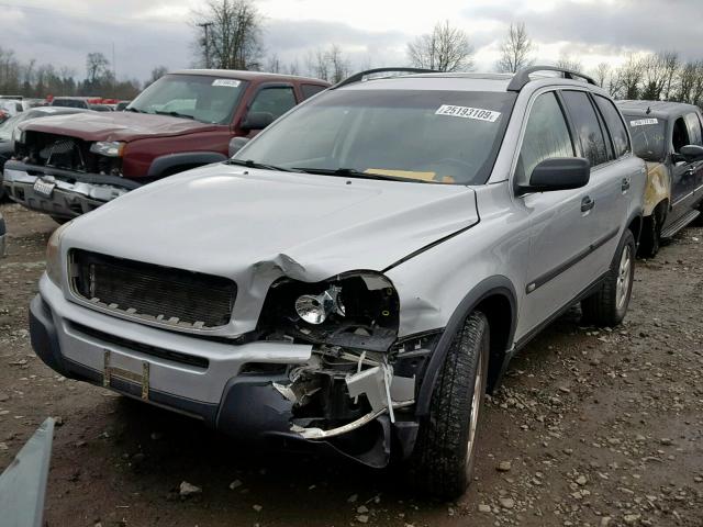 YV1CY59H741124496 - 2004 VOLVO XC90 SILVER photo 2