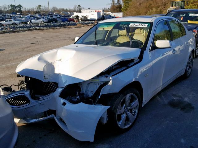 WBANF33547CS40168 - 2007 BMW 525 XI WHITE photo 2