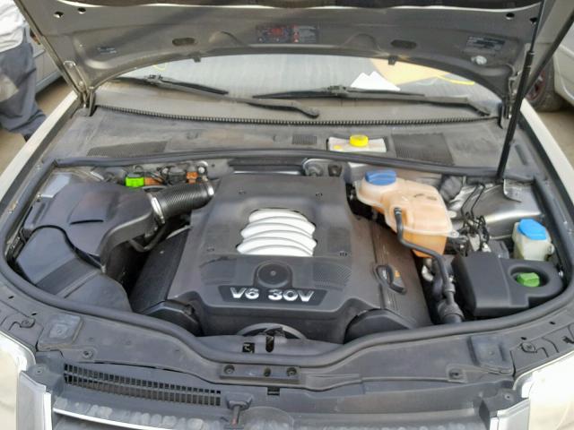 WVWRH63B94P106475 - 2004 VOLKSWAGEN PASSAT GLX 银色 照片 7