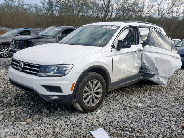 3VV3B7AX0JM002231 - 2018 VOLKSWAGEN TIGUAN SE WHITE photo 2