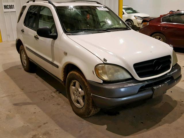 4JGAB54E7WA040270 - 1998 MERCEDES-BENZ ML 320 WHITE photo 4