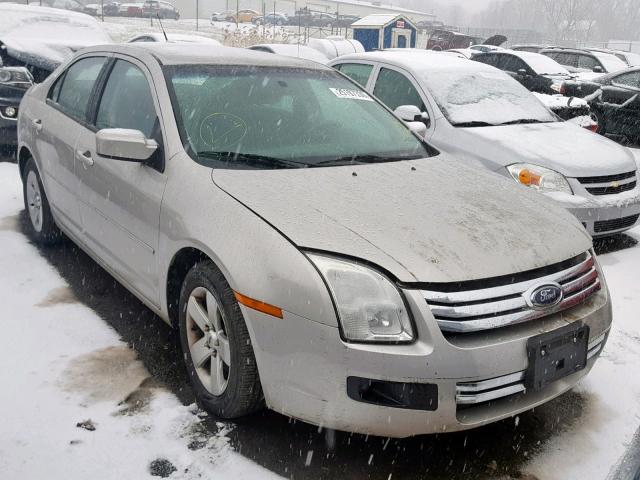 3FAHP07Z18R194588 - 2008 FORD FUSION SE WHITE photo 1