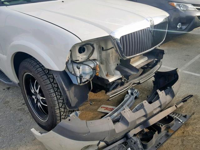 5LMEU68H14ZJ19581 - 2004 LINCOLN AVIATOR 白色 照片 9