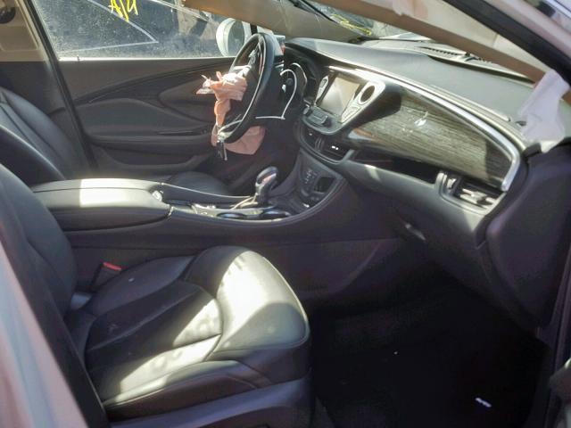 LRBFXDSA1HD221774 - 2017 BUICK ENVISION E WHITE photo 5