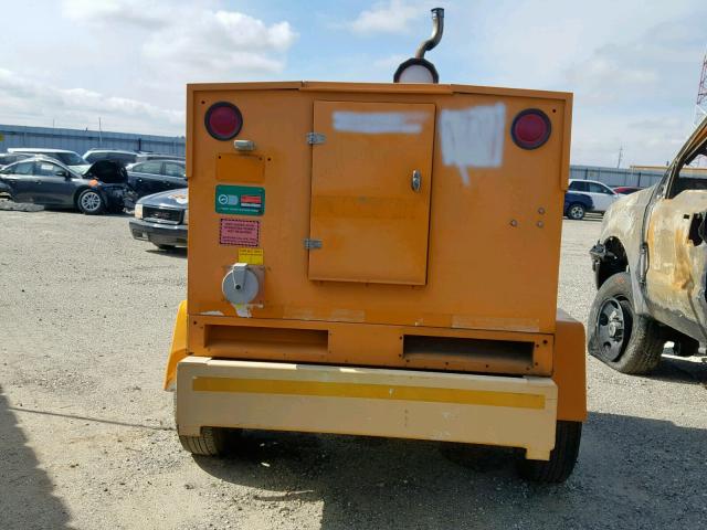 1T9US06121S056372 - 2001 TFNX GENERATOR ORANGE photo 10