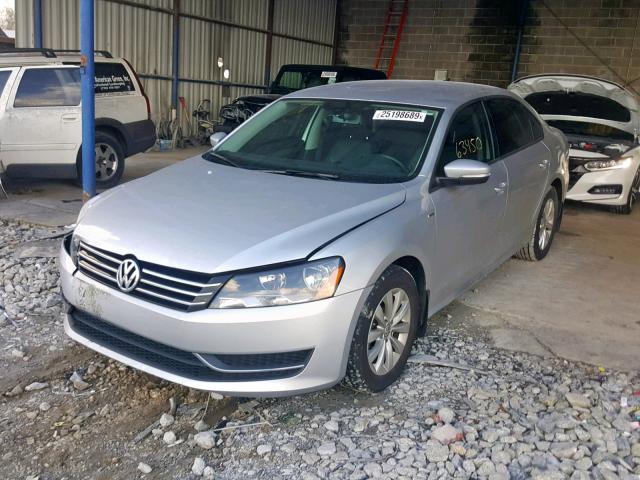 1VWAT7A39EC073190 - 2014 VOLKSWAGEN PASSAT S SILVER photo 2