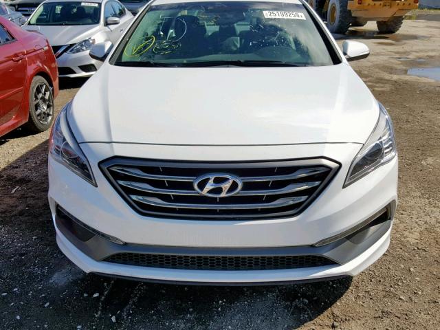 5NPE34AF0GH414464 - 2016 HYUNDAI SONATA SPO WHITE photo 9