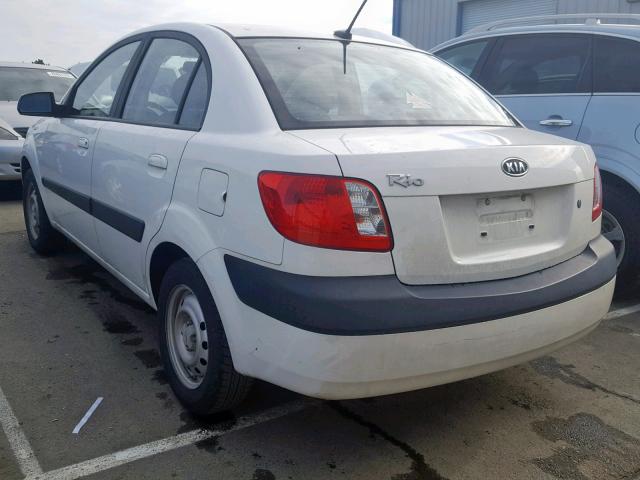 KNADE223596550470 - 2009 KIA RIO BASE WHITE photo 3