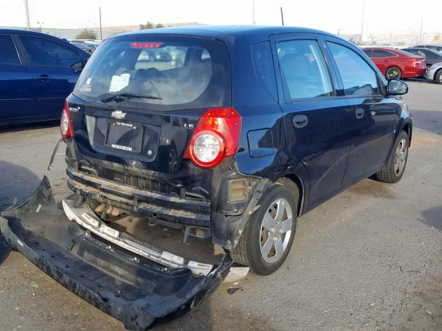KL1TD66E59B636610 - 2009 CHEVROLET AVEO LS BLACK photo 4