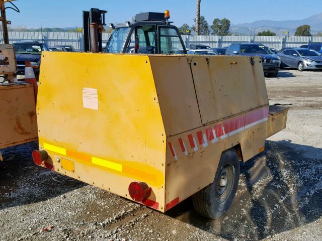 B1LL0FSALE2520080 - 2000 UTILITY UTILITY YELLOW photo 4