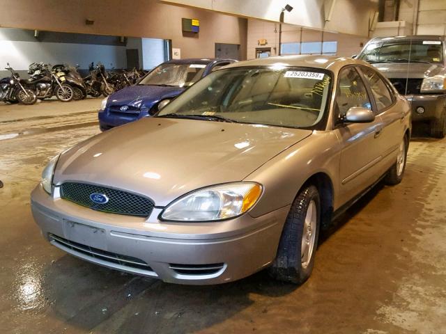 1FAFP53U84G139443 - 2004 FORD TAURUS SE GOLD photo 2