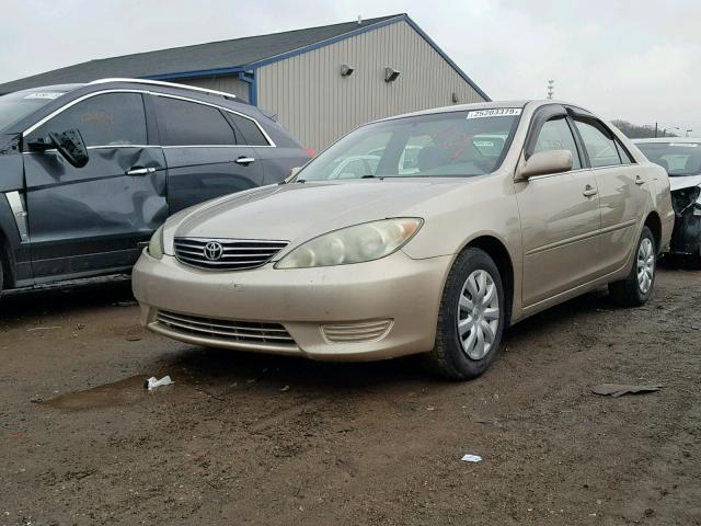 4T1BE30K85U514414 - 2005 TOYOTA CAMRY LE GOLD photo 2