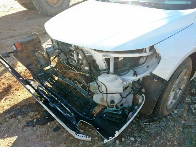 1G1ZB5STXJF109711 - 2018 CHEVROLET MALIBU LS WHITE photo 9