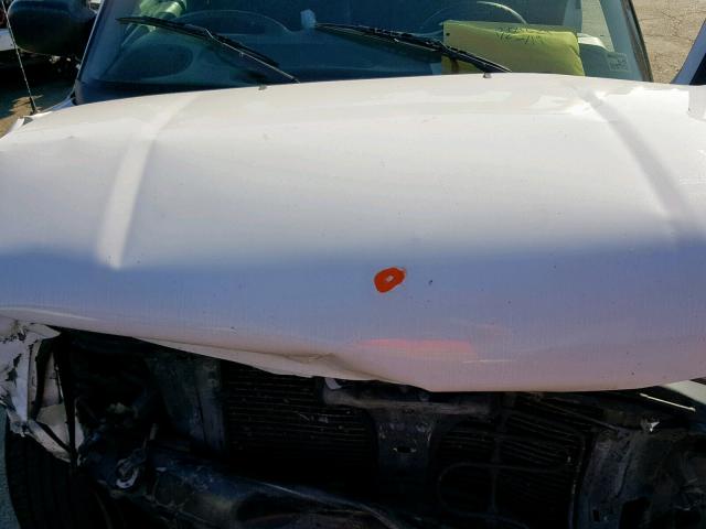 1GTCS14511K131981 - 2001 GMC SONOMA WHITE photo 7