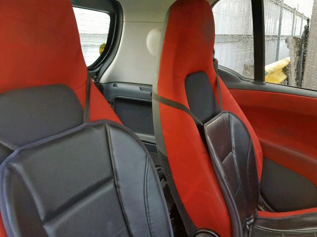 WMEEJ31X59K238977 - 2009 SMART FORTWO PUR RED photo 6