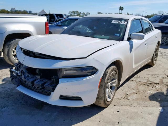 2C3CDXHG4JH142445 - 2018 DODGE CHARGER SX WHITE photo 2