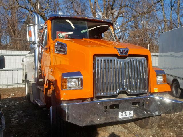 5KKAAVCY1FPGD8707 - 2015 WESTERN STAR/AUTO CAR CONVENTION ORANGE photo 1