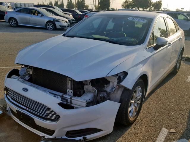 3FA6P0G70DR329138 - 2013 FORD FUSION S WHITE photo 2