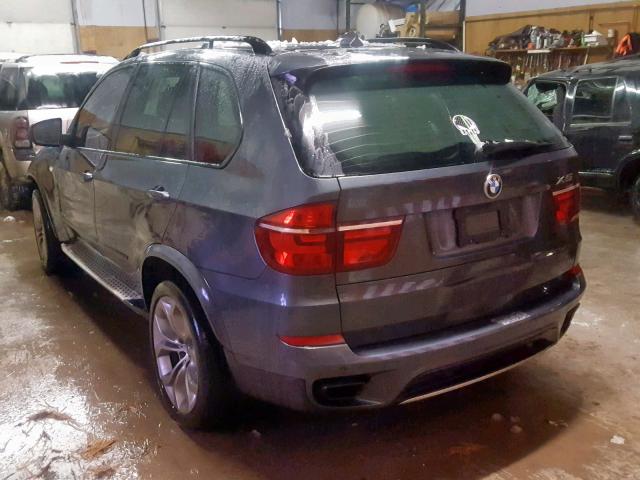 5UXZV8C53BL421922 - 2011 BMW X5 XDRIVE5 GRAY photo 3