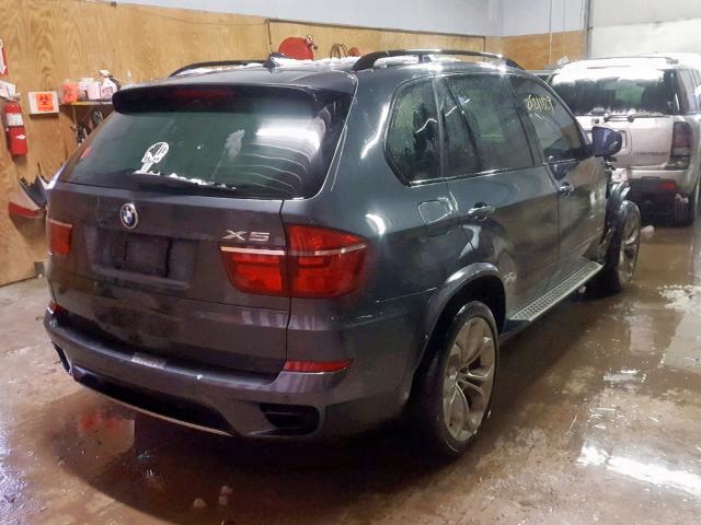 5UXZV8C53BL421922 - 2011 BMW X5 XDRIVE5 GRAY photo 4
