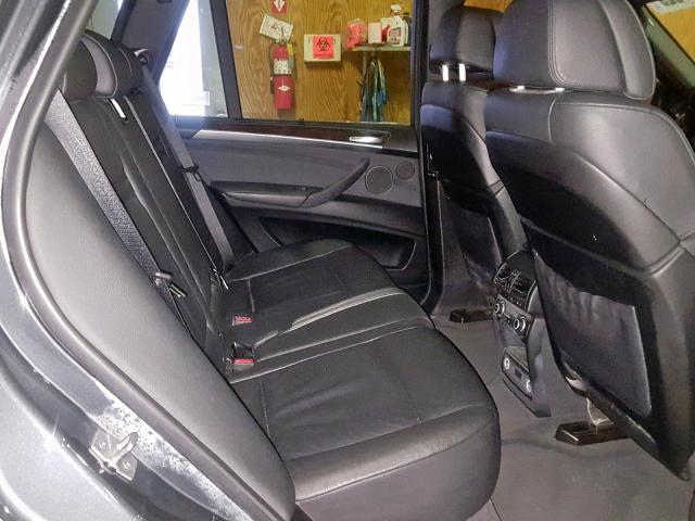 5UXZV8C53BL421922 - 2011 BMW X5 XDRIVE5 GRAY photo 6