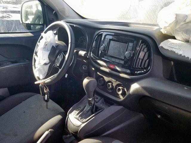 ZFBERFAB9H6H23889 - 2017 RAM PROMASTER 白色 照片 9