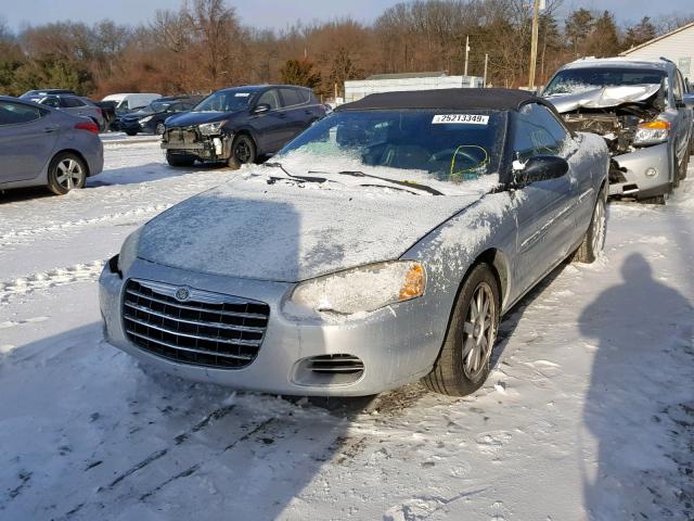 1C3EL75R94N125055 - 2004 CHRYSLER SEBRING GT SILVER photo 2