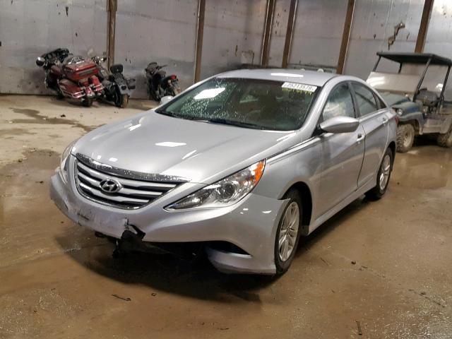 5NPEB4AC3EH887684 - 2014 HYUNDAI SONATA GLS SILVER photo 2