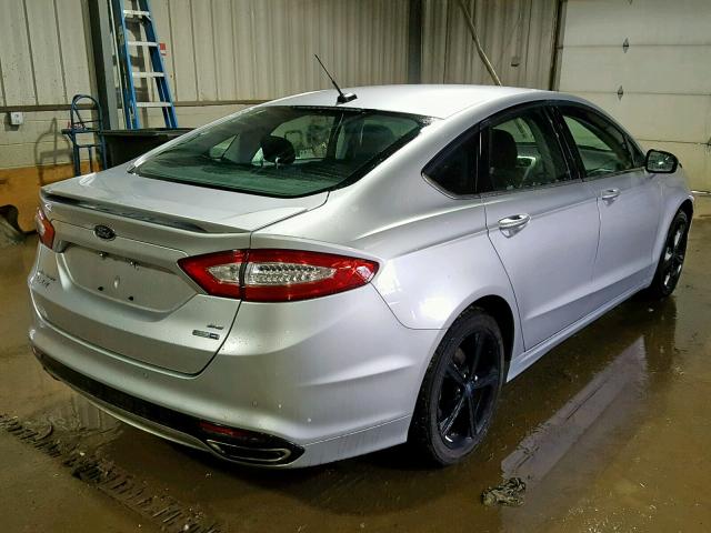 3FA6P0T9XGR141559 - 2016 FORD FUSION SE SILVER photo 4