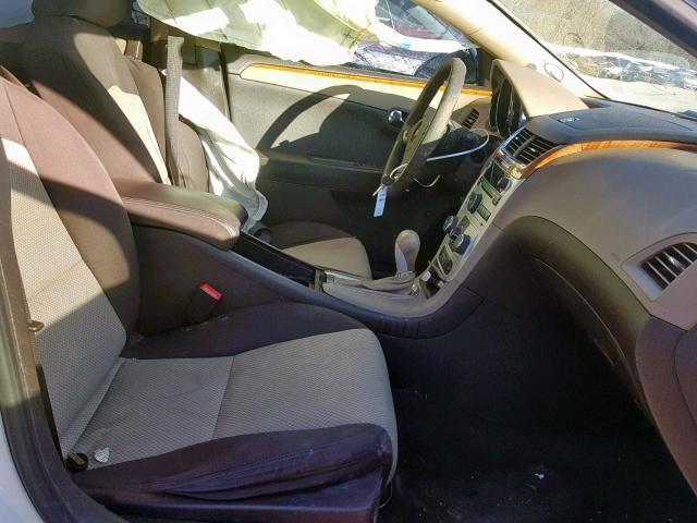 1G1ZC5EB8AF278724 - 2010 CHEVROLET MALIBU 1LT WHITE photo 5