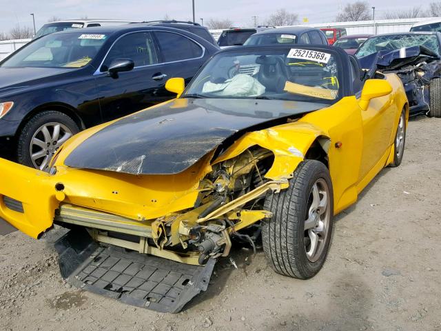 JHMAP11411T001454 - 2001 HONDA S2000 YELLOW photo 2