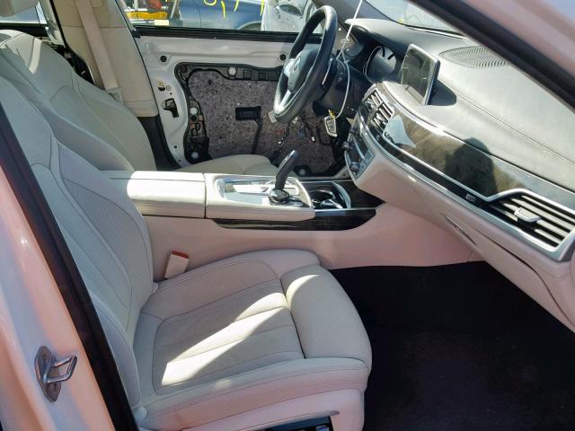 WBA7E2C57HG739871 - 2017 BMW 740 I WHITE photo 5