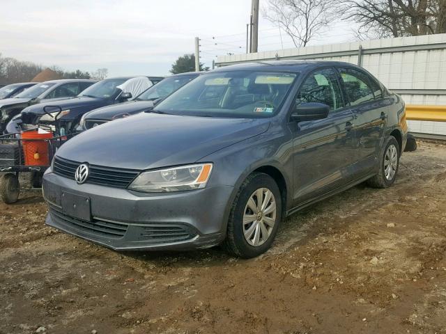 3VW2K7AJXDM288385 - 2013 VOLKSWAGEN JETTA BASE Արծաթագույն լուսանկար 2