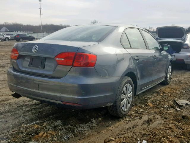 3VW2K7AJXDM288385 - 2013 VOLKSWAGEN JETTA BASE Արծաթագույն լուսանկար 4