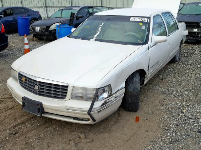 1G6KF549XXU771875 - 1999 CADILLAC DEVILLE CO WHITE photo 2