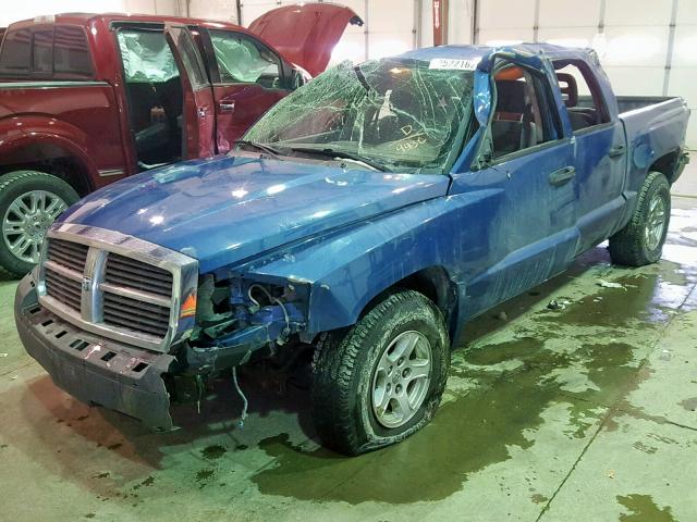 1D7HW48N95S219436 - 2005 DODGE DAKOTA QUA BLUE photo 2