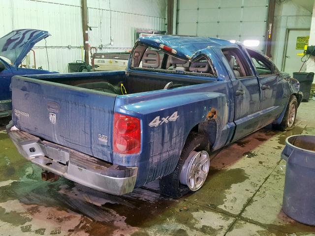 1D7HW48N95S219436 - 2005 DODGE DAKOTA QUA BLUE photo 4