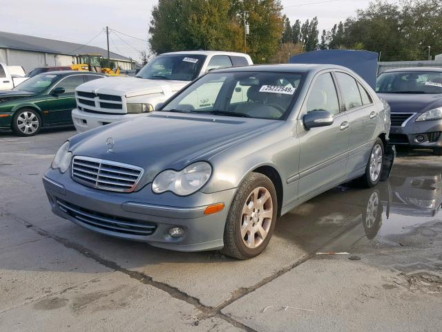 WDBRF61J15A762446 - 2005 MERCEDES-BENZ C 240 BLUE photo 2