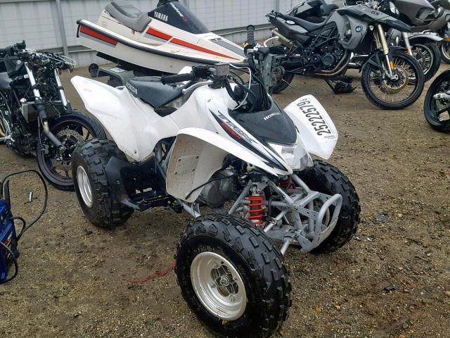 1HFTE270084701843 - 2008 HONDA TRX250 EX WHITE photo 1