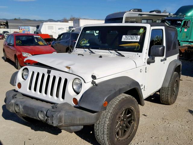 1C4AJWAG1CL122241 - 2012 JEEP WRANGLER S WHITE photo 2