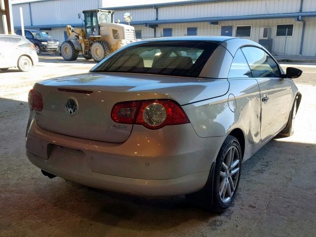 WVWFA71F39V016339 - 2009 VOLKSWAGEN EOS LUX 银色 照片 4