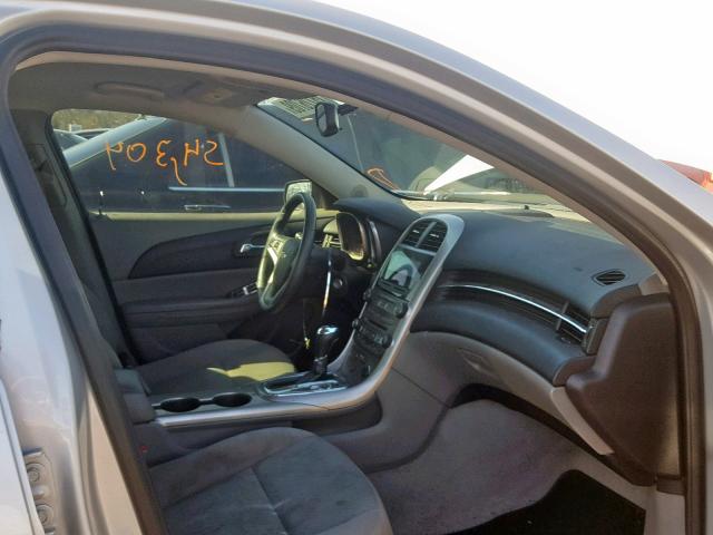 1G11B5SA8DF356676 - 2013 CHEVROLET MALIBU LS SILVER photo 5