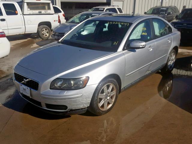 YV1MS382472283210 - 2007 VOLVO S40 2.4I SILVER photo 2