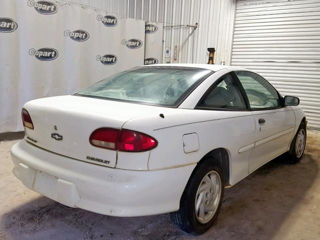 1G1JC1248W7292099 - 1998 CHEVROLET CAVALIER B WHITE photo 4