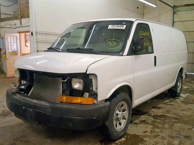 1GCSGAFX8E1197533 - 2014 CHEVROLET EXPRESS G1 WHITE photo 2