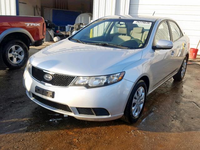 KNAFU4A25A5070889 - 2010 KIA FORTE EX SILVER photo 2