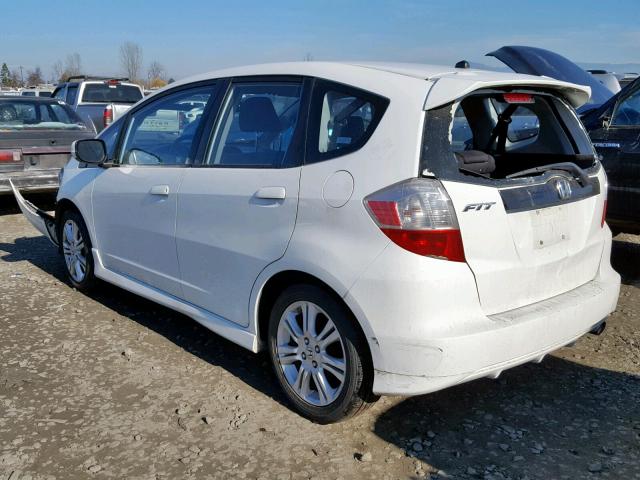 JHMGE88479S026763 - 2009 HONDA FIT SPORT WHITE photo 3