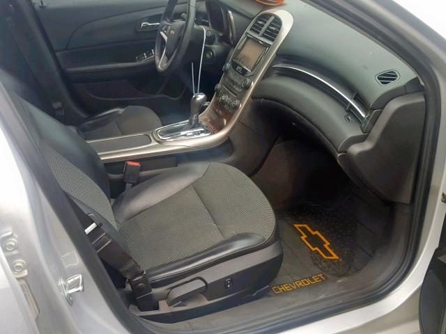 1G11D5RRXDF107091 - 2013 CHEVROLET MALIBU 1LT ვერცხლისფერი ფოტო 5